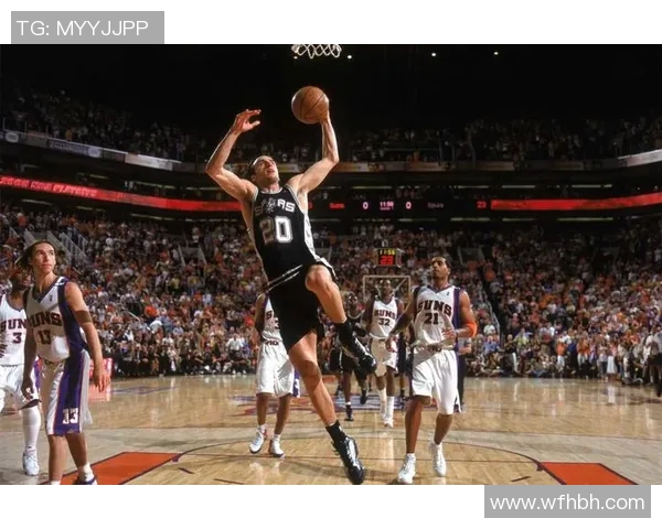 山基-约翰逊爆砍8记三分，引爆全场震撼全场