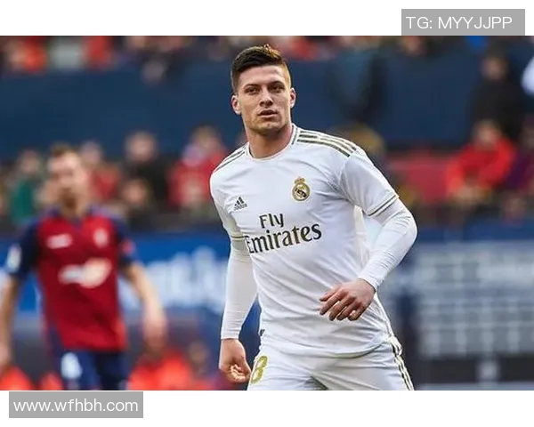 哈兰德：从天才少年到足球巨星的辉煌蜕变之路